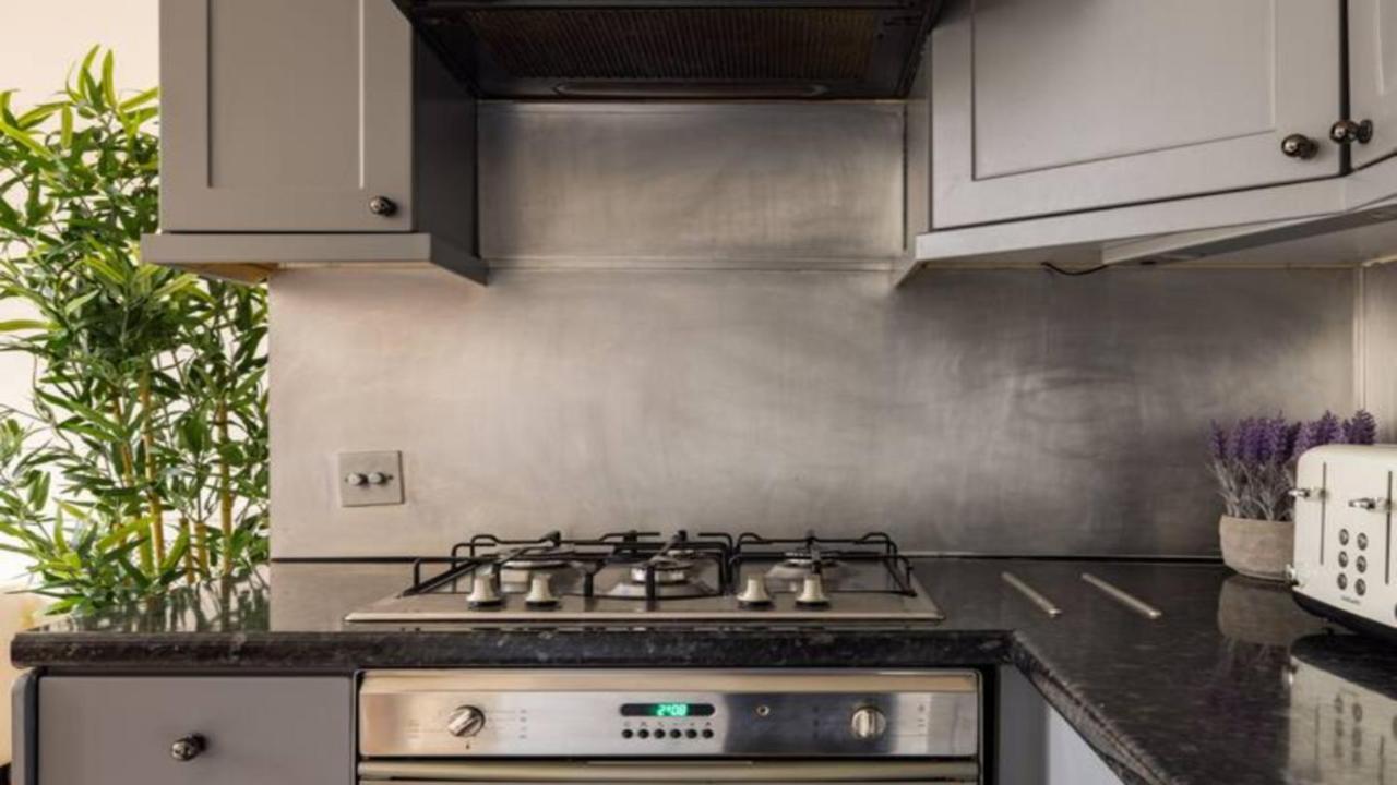 The West Kensington Apartments 런던 객실 사진